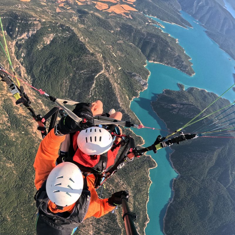 VUELO EMOCIÓN